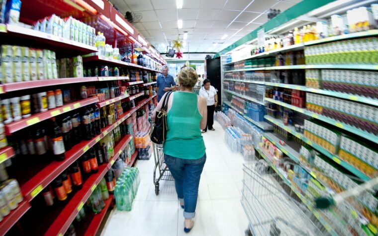 Produção industrial registra queda de 0,6% entre julho e agosto