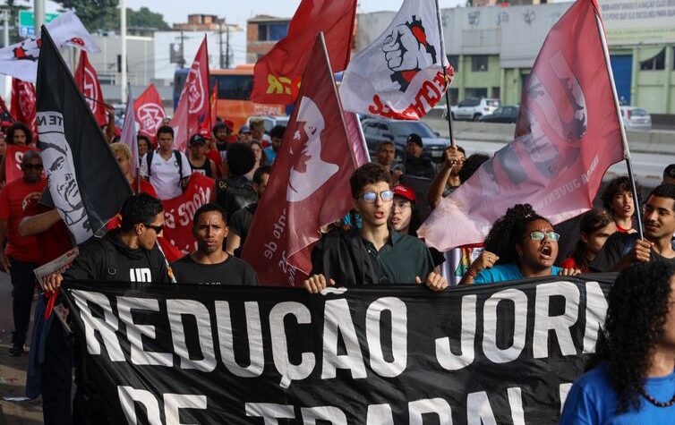 Lula tem apoio da mídia internacional após mudança no 6×1